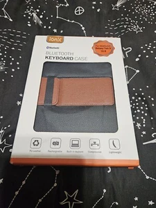 Samsung Galaxy Tab S Bluetooth Keyboard Case. - Picture 1 of 7