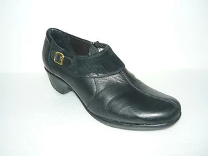 Clarks Womens Shoes Clogs Black Open Toes Women's Size 6.5 - Picture 1 of 8