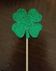 St Patrick's Day 4 leaf clover Glitter cupcake toppers, decoration  - Picture 1 of 1