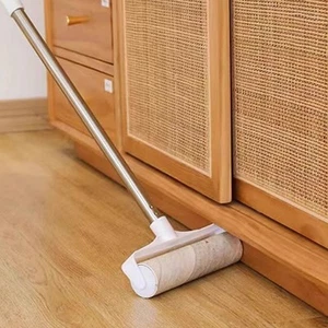Efficient Sticky Roller Brush for Hair Removal and Dust Cleaning in Homes - Bild 1 von 30