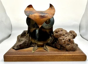 Vintage MCM Brutalistische Kunst Kupfer Messing Metall Eule Skulptur Wurzelholzsockel 6 Zoll - Bild 1 von 10