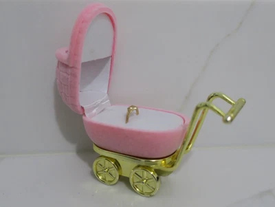 14k Yellow Gold Heart Ring for Newborn Baby Girl Jewelry in Jewelry Box - Image 1 of 4