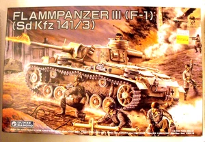 GUNZE SANGYO M11 Flammpanzer III (F-1)  (Sd.Kfz.141/3) scala 1/35 - Foto 1 di 1