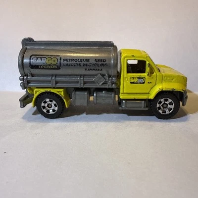Matchbox MB605 Utility Truck-2006 - Image 1 of 4