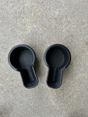 00-2004 Nissan Frontier Xterra Consola Goma Negra Portavasos Insertos OEM PAR Foto 1 de 4