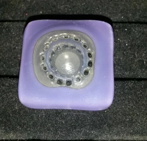 8- BAGUE JEUNE CREATEUR 23EME FUSION  EN VERRE INDUSTRIEL TRES CLASSE ET CHIC - Picture 1 of 3