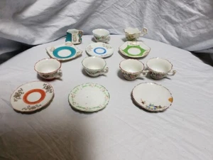 Vintage Miniatur Porzellan Puppe Tee gemischt Set Tassen & Untertassen wie abgebildet Japan - Bild 1 von 3
