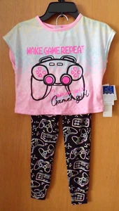 GAMER GIRL ~ Niedlich 2 Stück Pyjama Set mit Flügelärmeln ~ Mädchen Größe 4 ~ Neu mit Etikett - Bild 1 von 1