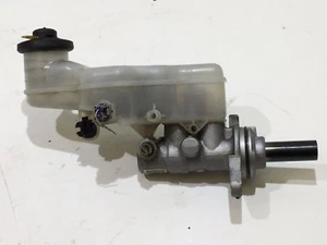 TOYOTA IQ 2010 1.0 PETROL BRAKE MASTER CYLINDER & FLUID RESERVOIR 1B2721 09-17 - Imagen 1 de 7