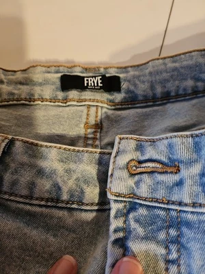 Jeans cropped Frye cintura alta lavagem denim, STEVIE WASH, ARMARI 1859395 ESCOLHA O TAMANHO - Imagem 1 de 4