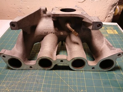 1995 Mazda B-2300/ Ford Ranger coletor de admissão superior 2.3L - Imagem 1 de 4