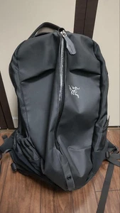 Arro16 Arro 16 Stealth Black Arc'teryx Japan Import Rare - Picture 1 of 6
