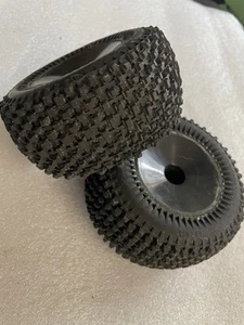 Vintage Pro-Line 2.2 Gladiator PRO-170 Rear Truck Tire RC10T T2 GT PIN TYPE - Picture 1 of 2
