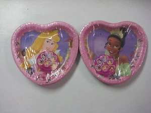 2 Disney Princess Dreams Birthday Party Heart Shaped Lunch Dinner Plates 8 ct - Picture 1 of 1