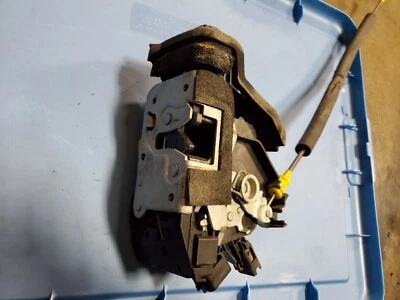 Jaguar XJ8 XJR 2006 2007 2008 2009 SUPER V8 VANDEN PLAS CERRADURA PUERTA DELANTERA IZQUIERDA Foto 1 de 2