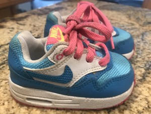 baby girl nike shoes size 5