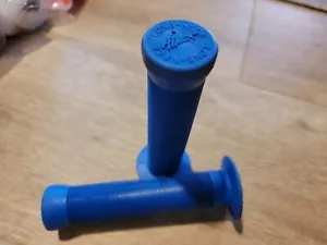 ODI LONGNECK ATTACK GRIPS BLUE OLD SCHOOL BMX - Picture 1 of 1