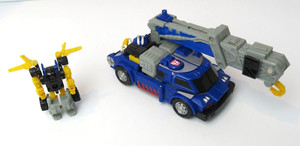Transformers Smokescreen (Blue) with Liftor Armada Super-Cons