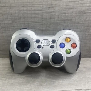 Logitech Cordless Rumblepad 2 PC Computer Game Controller Vibration 2.4 GHz. - Picture 1 of 9