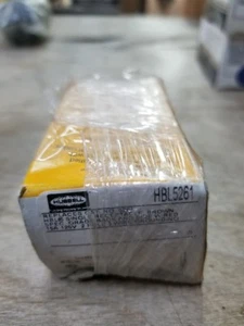 HUBBELL HBL5261 DUPLEX RECEPTACLE  W197 - Picture 1 of 1