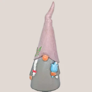 OSTERZWERG mit Seitenzopf, Blume und Schmetterling | Frühling Ostern Deko Figur - Bild 1 von 8