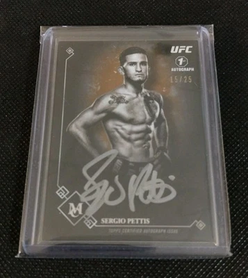 2017 Topps UFC Museum Collection Sergio Pettis Rookie 1st Autograph Gold /25 - Image 1 of 2
