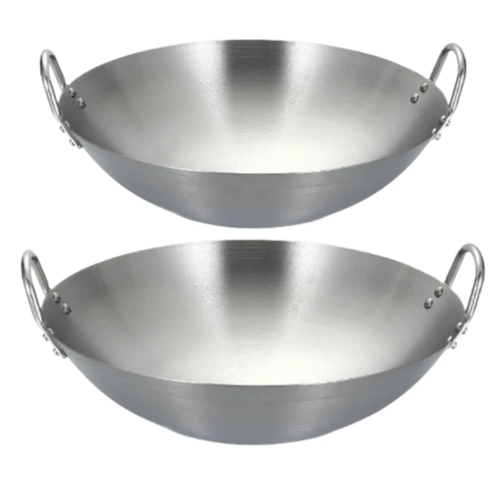 Padella wok in acciaio inox, accessori in argento, padella resistente, fondo - Immagine 1 di 1