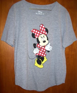 Disney Women's Grey Minnie Mouse Blowing a Kiss T-shirt - Medium - Picture 1 of 3