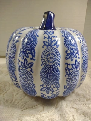 Mikasa Blue And White Pumpkin Pottery Vintage Holiday Autumn Fall Thanksgiving  - Image 1 of 4