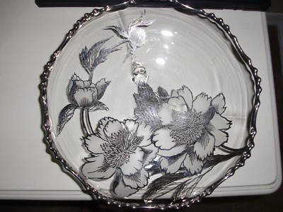 RARE~METALLIC LACE~~ETCHES SILVER PLATED 3 LEGGED SCALLOPED EDGE BOWL VASE10"D - Image 1 of 4