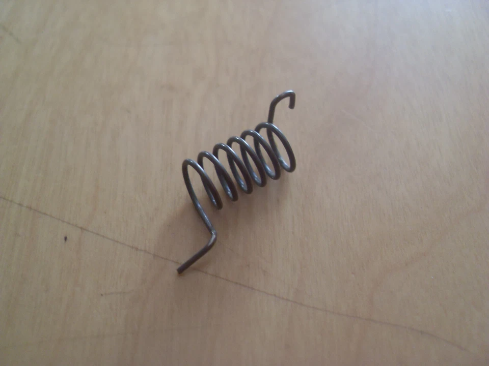 Torsion Spring Throttle Shaft Carburettor dolmar Ca (113150310) - Image 1 of 1