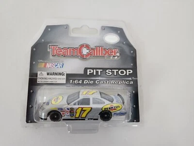 #17 Matt Kenseth Pennzoil Platinum Team Caliber Pit Stop Diecast Car 2006 - Image 1 of 2