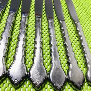 Cuchillos de cena de acero inoxidable comunitario Oneida CELLO 9" de largo mango pulido - Imagen 1 de 3