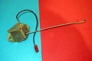 Mopar 3751476 1974 - 1987 Holley 1BBL carburetor choke thermostat. NOS. - Picture 1 of 3