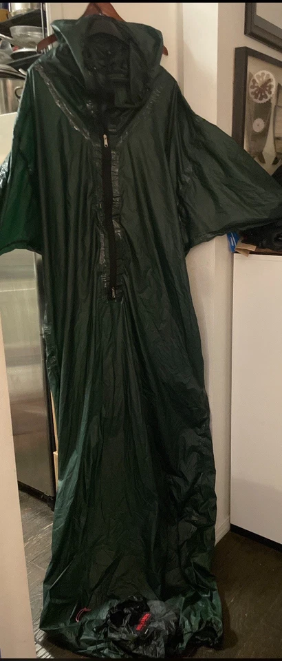 Hilleberg Bivanorak /Grn – Ultralight Survival Bivy/Poncho Shelter w/ Stuff Sack - Image 1 of 4