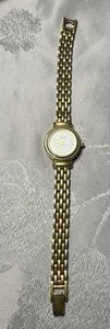 Vintage Ladies Gold Tone Bulova Caravelle Watch READ DESCRIPTION - Picture 1 of 9
