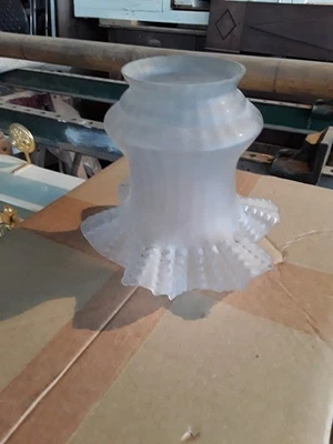 RARE : Grande Tulipe Ancienne en Verre dépoli - Photo 1/2