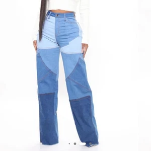 Pantalones de mezclilla Fashion Nova l nuevos con etiquetas Seen The World con retazos pierna ancha dobladillo crudo talla 2X - Imagen 1 de 12