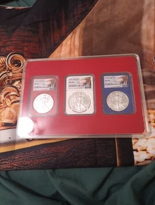 Set Of 2020 American Silver Eagle NGC MS70 Trump R,W,B Matching Serial Numbers - Picture 1 of 4