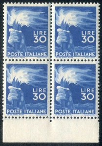 1946 Repubblica 30 lire azzurro Democratica nuovo SPL MNH ** quartina centrata - Picture 1 of 2