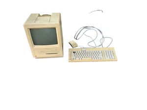 Apple Macintosh SE M5011 Vintage Computer with key board and mouse - Picture 1 of 15