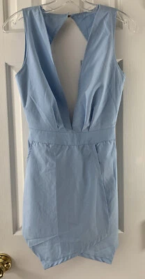 Mameluco Tobi azul pálido veraniego sin mangas cuello profundo talla pequeña Foto 1 de 4