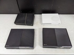 Lot of Microsoft Xbox One Consoles (For Parts/Repairs)