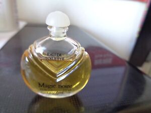 Magie Noire v.Lancome  Parfum-EDT Flakon 5 ml unbenutzt,