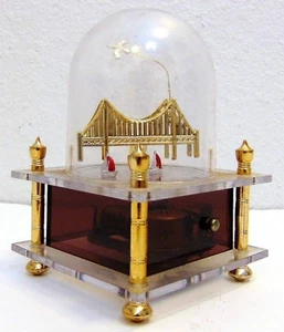 Westland Original Music Box Golden Gate Bridge I Left My Heart In San Francisco - Picture 1 of 9