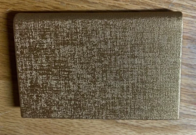 Estuche de identificación con tarjetero de visita de cuero sintético de acero inoxidable con cierre magnético EE. UU. Foto 1 de 2