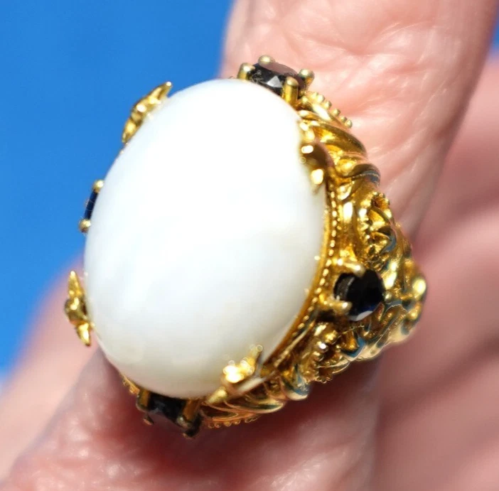 KARIS GOLD WHITE AGATE BLUE STONE RING SIZE 7 - Image 1 of 3