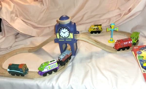 Chuggington Over & Under Starter Toy Train Set, w/ Tower, 6 Cars, EUC, Nice! - Picture 1 of 24