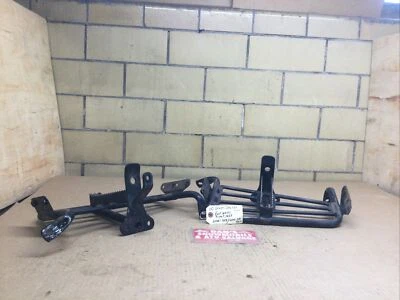 Reposapiés almohadillas derecha e izquierda # 0506-959, 0506-217 Arctic Cat 2000 verde 300 4x4 Foto 1 de 4