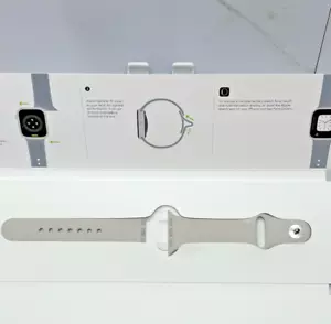 Cinturino Apple Watch Sport 41mm S/M originale Starlight (3L111AM/A) scatola aperta - Foto 1 di 2